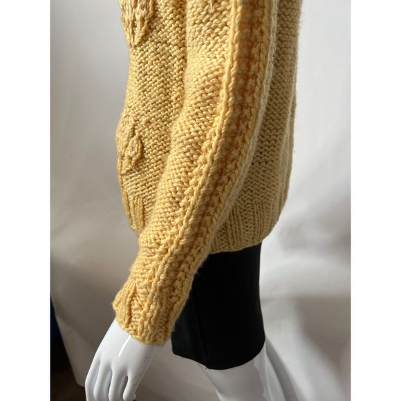 Yellow Large Stitch Knit Vintage Sweater size Medium - Picture 8 of 15
